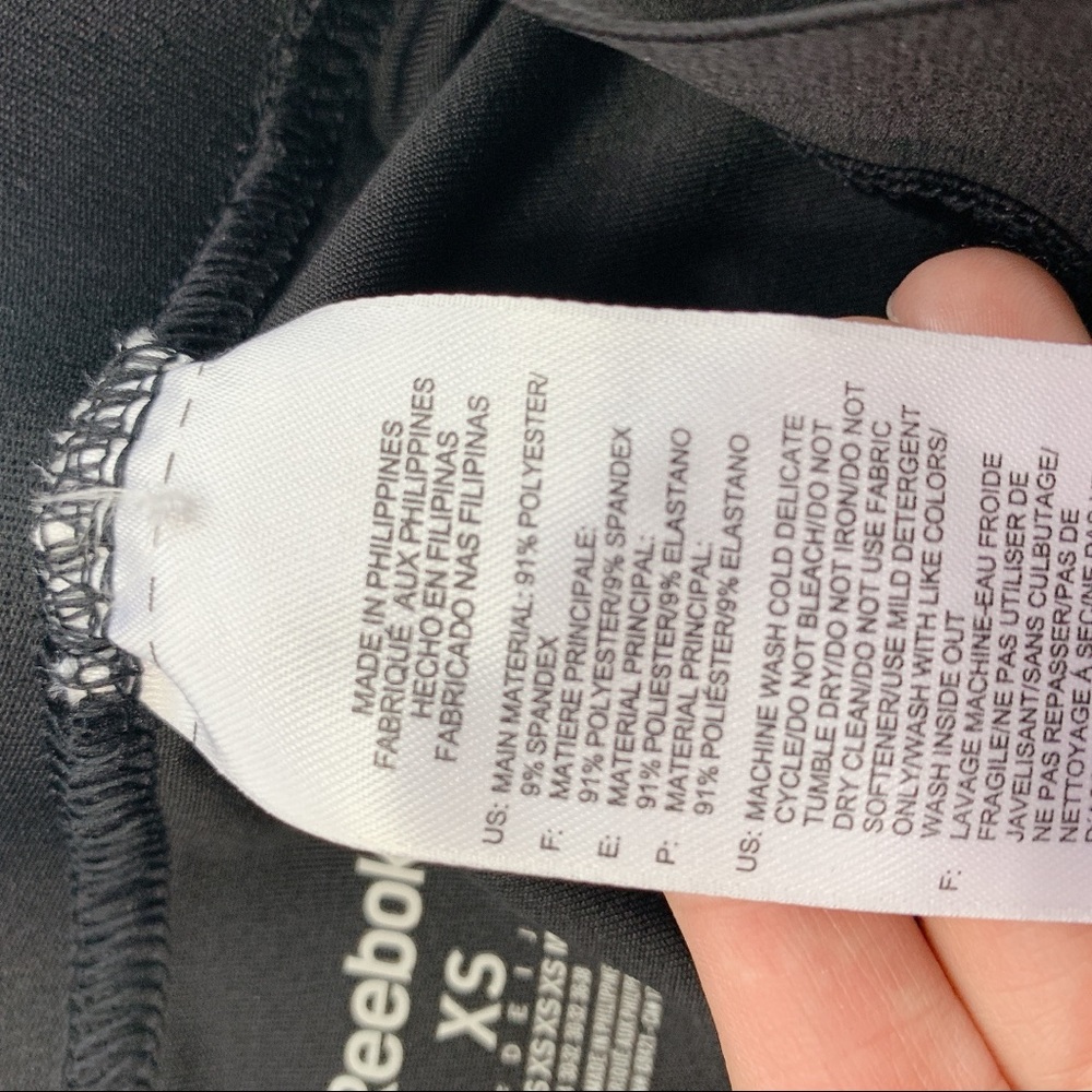 Reebok pants XS 3/4 Workout Capri Play Dry - Picture 7 of 7